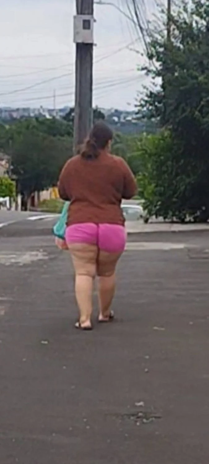 ROSA. VIZINHA RABUDA image 7