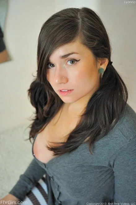 Ellia/Lyanna (Suicide Girls) image 12