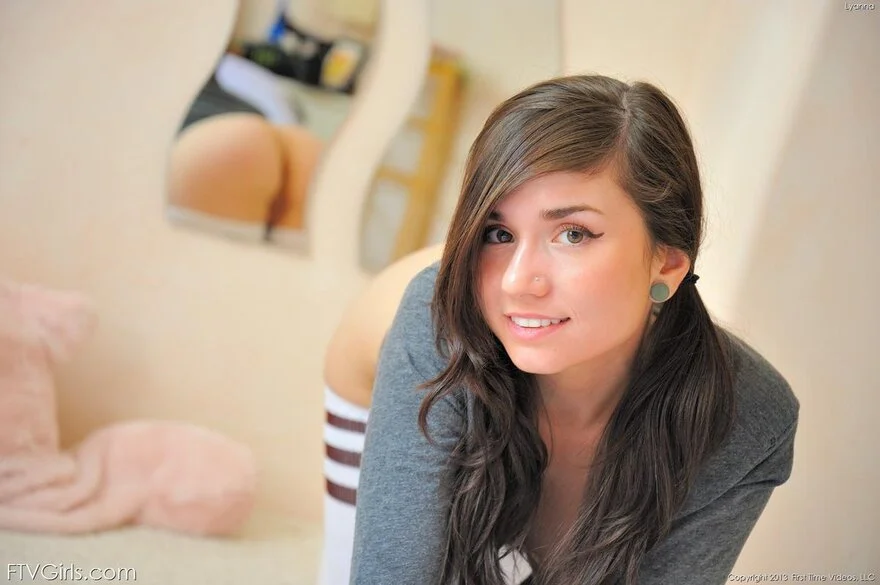 Ellia/Lyanna (Suicide Girls) image 14