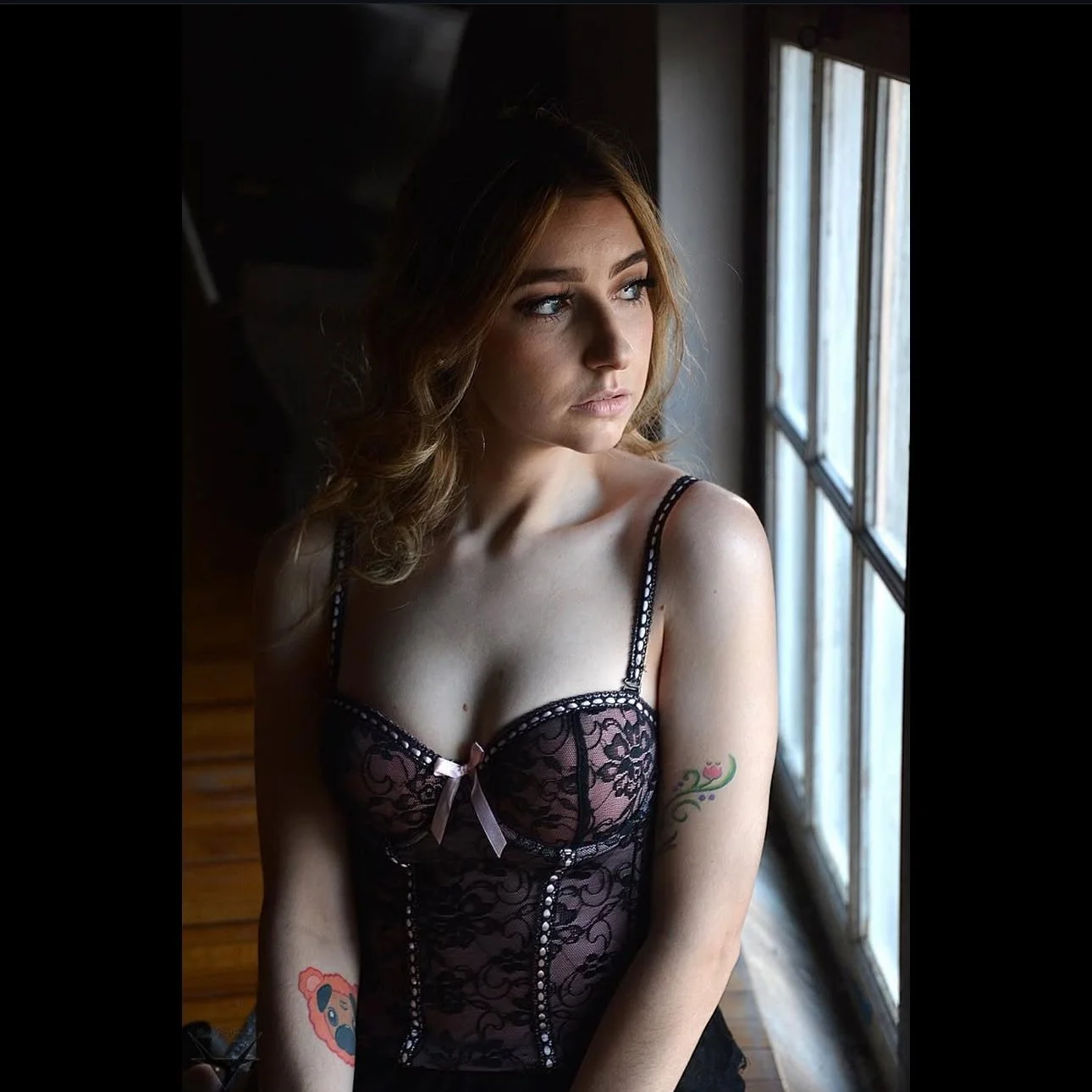 Angie boudoir image 12