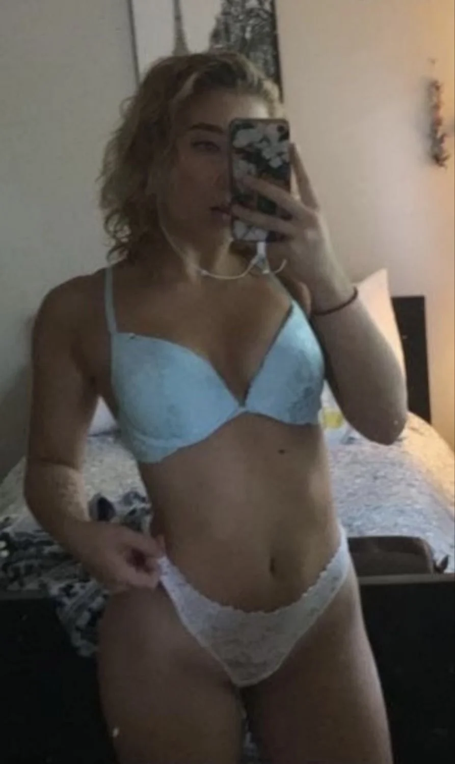 Nina 22yo slut gf kik sendgfs22 to add your girl image 18
