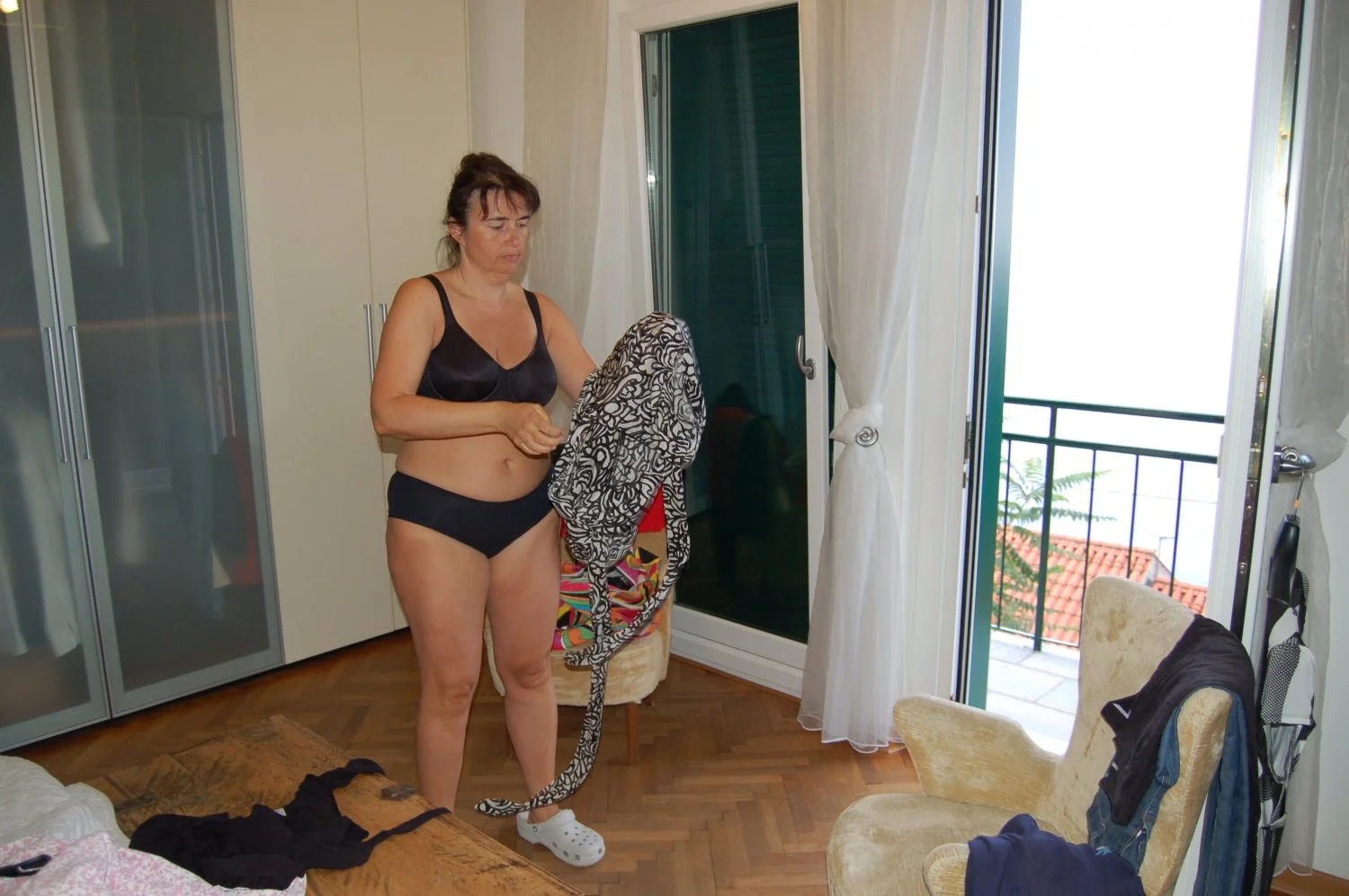 Lorenzagia change tampon wile elegant dressed main image