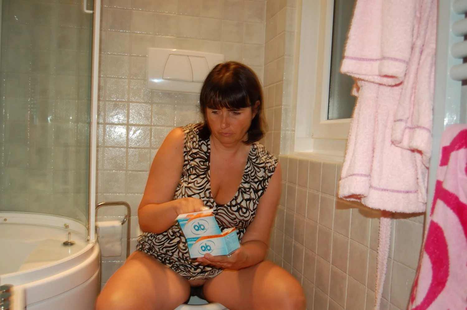 Lorenzagia change tampon wile elegant dressed image 6