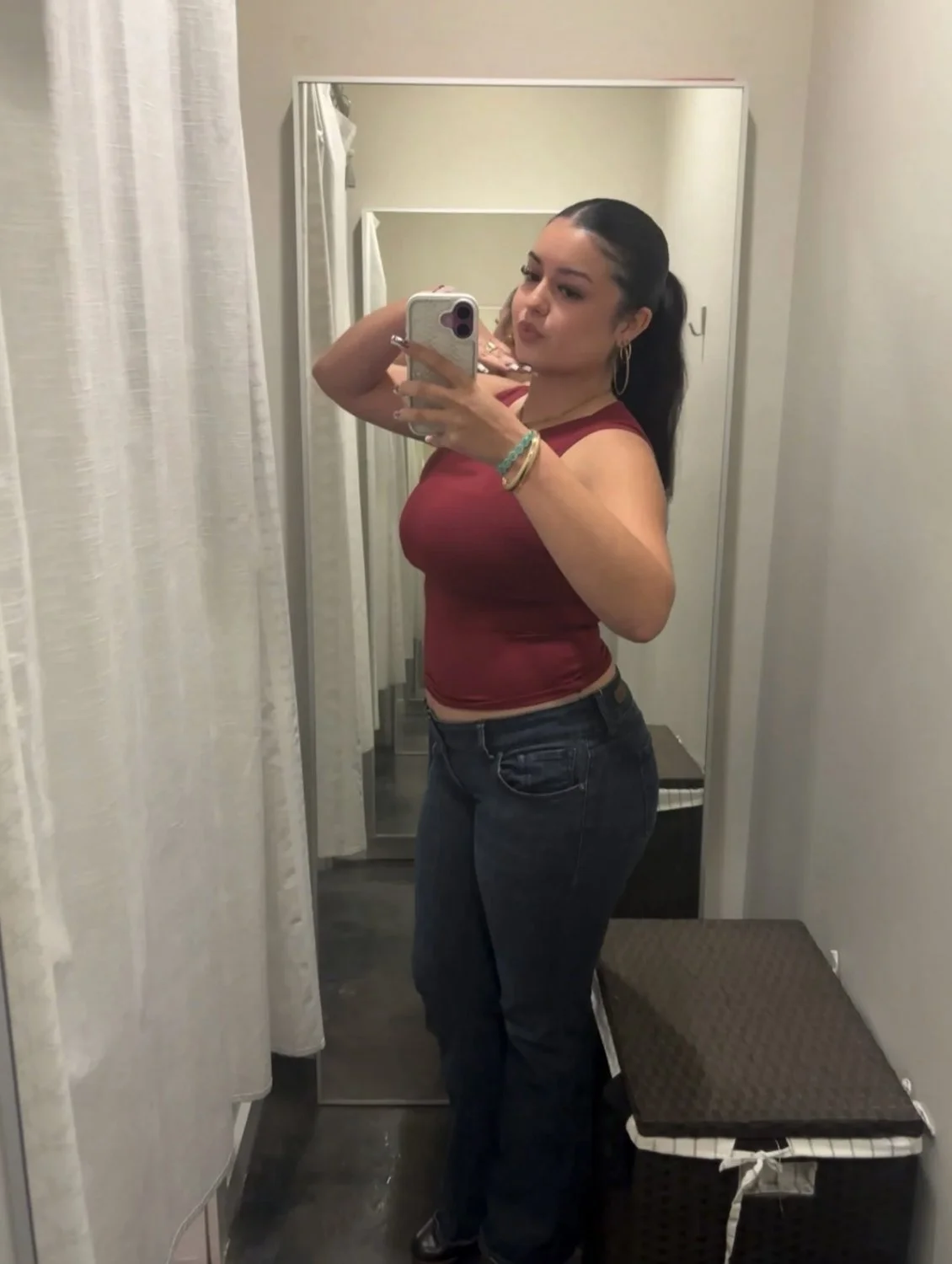 Sexy big tit image 4