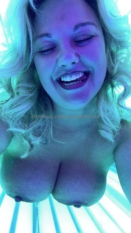 Thick Georgia slut Ashley from Dublin. Go support this southern MILF! image 21
