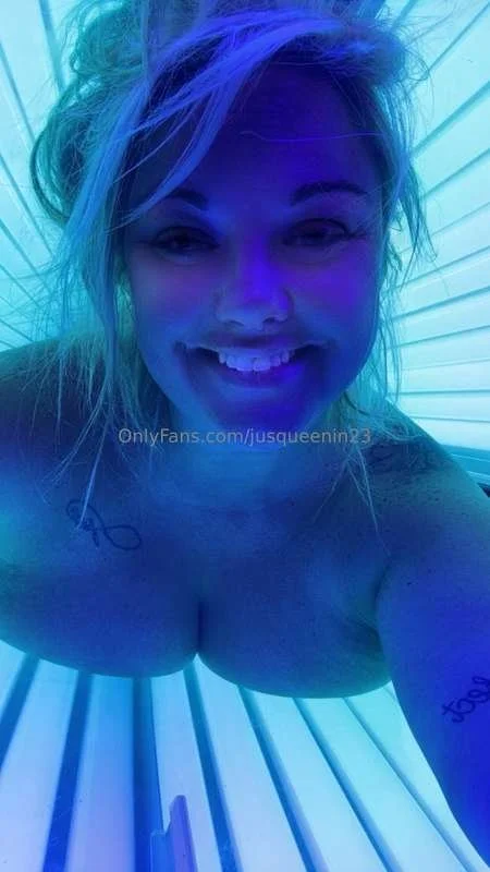Thick Georgia slut Ashley from Dublin. Go support this southern MILF! image 24