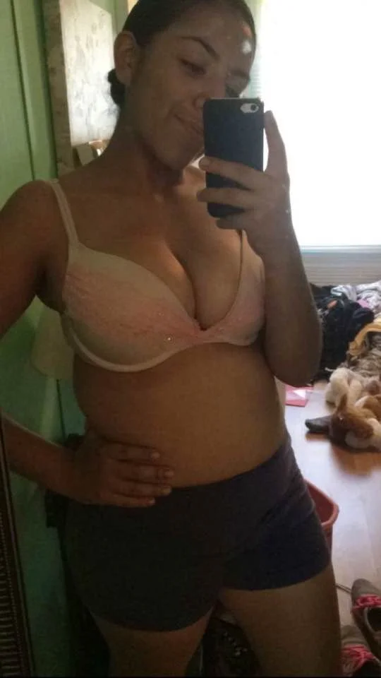 Sexy Latina gf risked get her to 5k views in 24hrs for the full album image 2