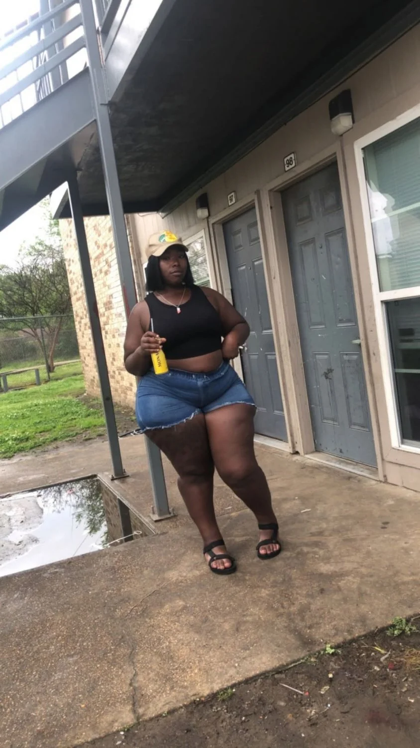 Curvy Ebony Hoodrat Big Booty Bitch From Out The Projects I would not pull out 147 image 7