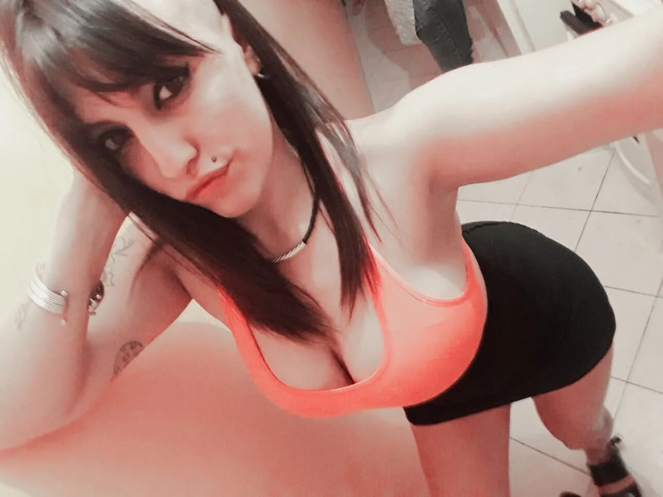 Sheila Ibáñez ex escort Argentina, chupando pija me la cogí por el culo en un pute main image