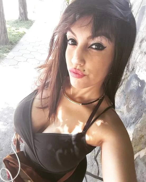 Sheila Ibáñez ex escort Argentina, chupando pija me la cogí por el culo en un pute image 15