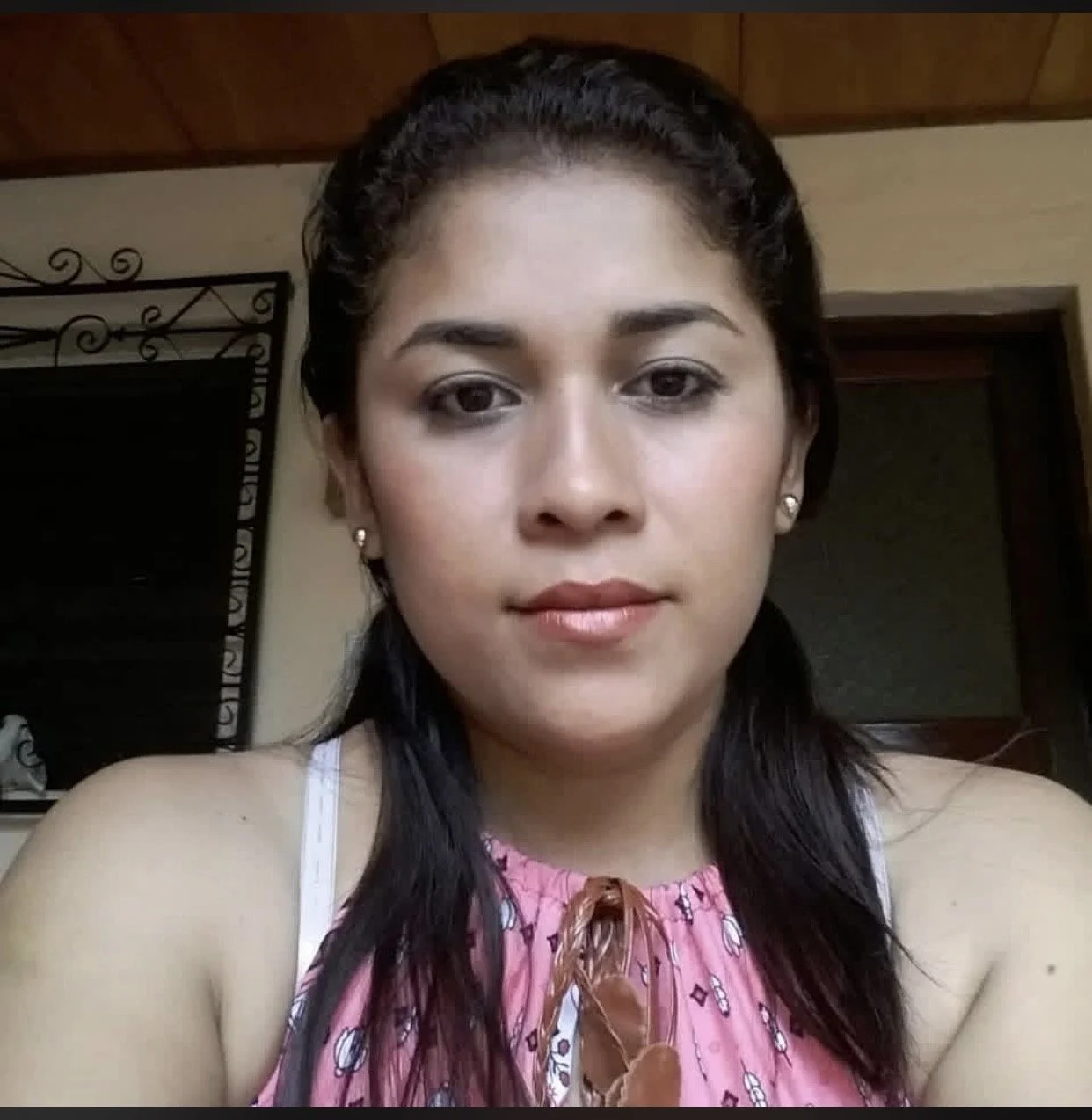 Amateur Latina image 5