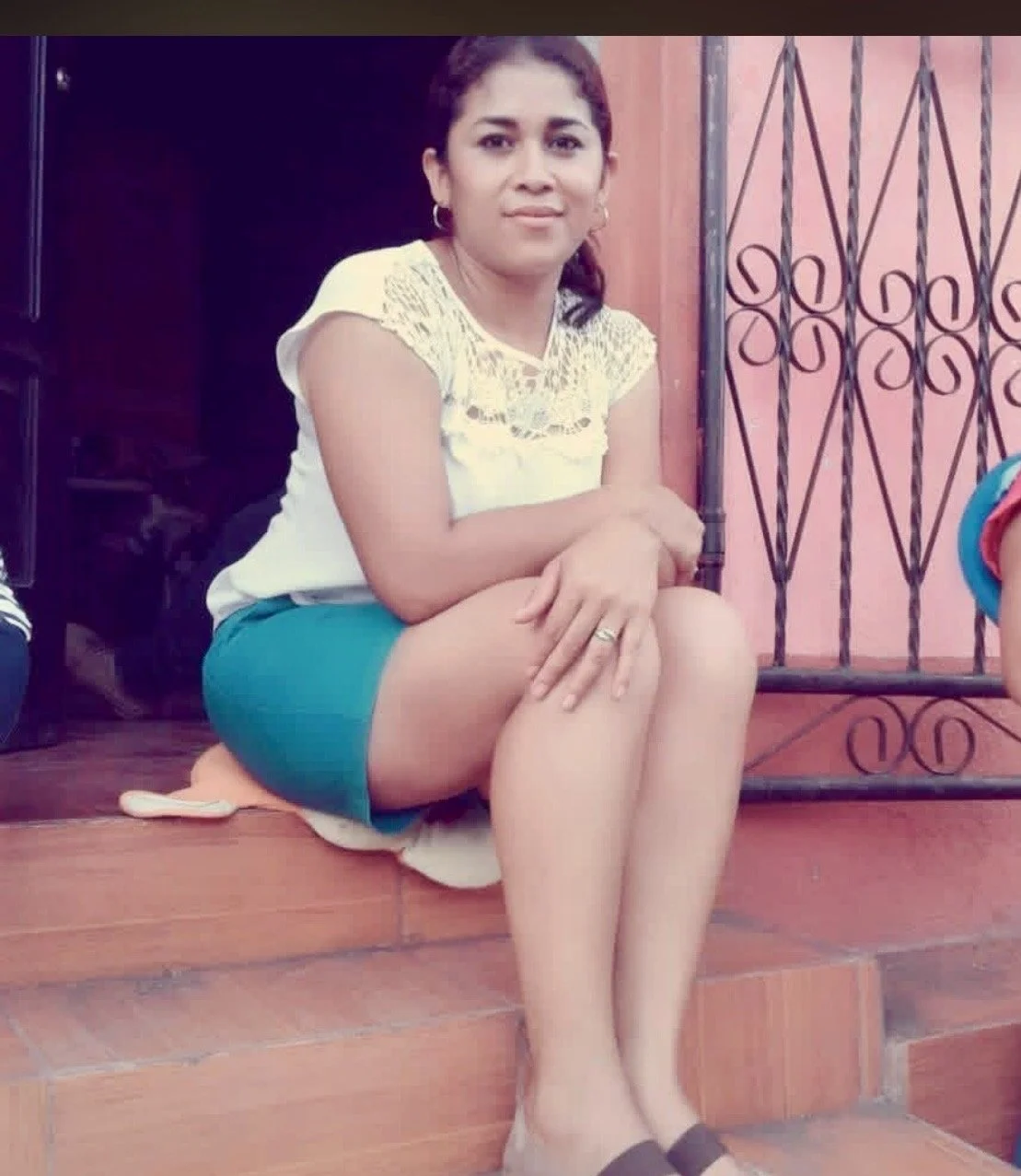 Amateur Latina image 6