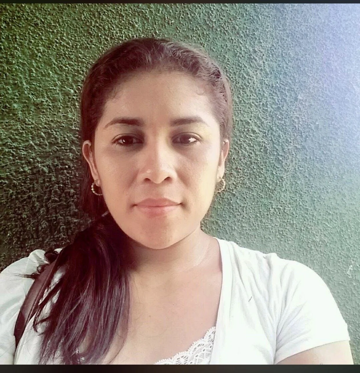 Amateur Latina image 7