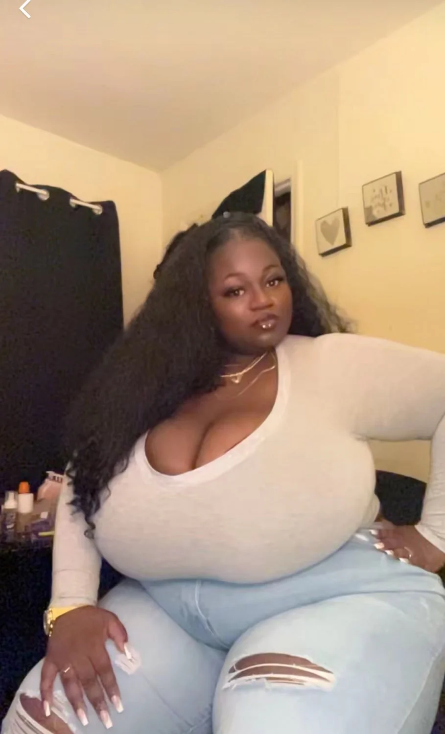 Big tits image 3