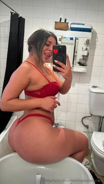 Tânia Pereira; Rainha do Norte cover image