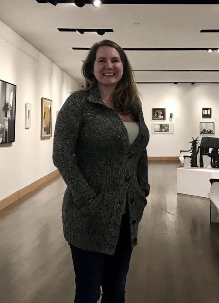 Lesley turns her body into art & displays some nice titties while doing so image 6