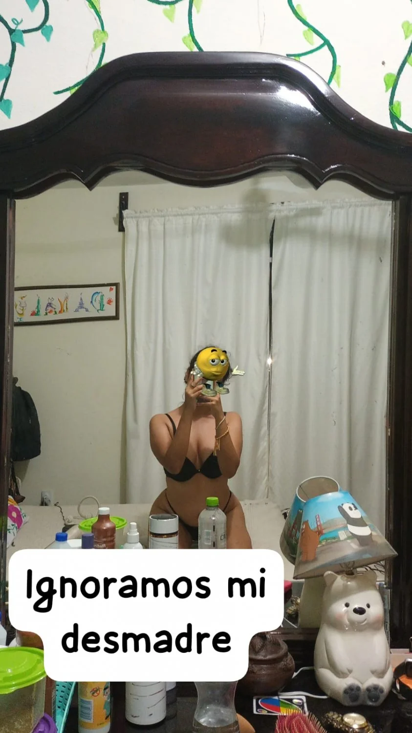 Una putita muy rica image 2