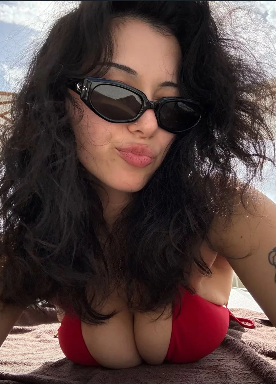 Busty Latina Bop Rae image 3