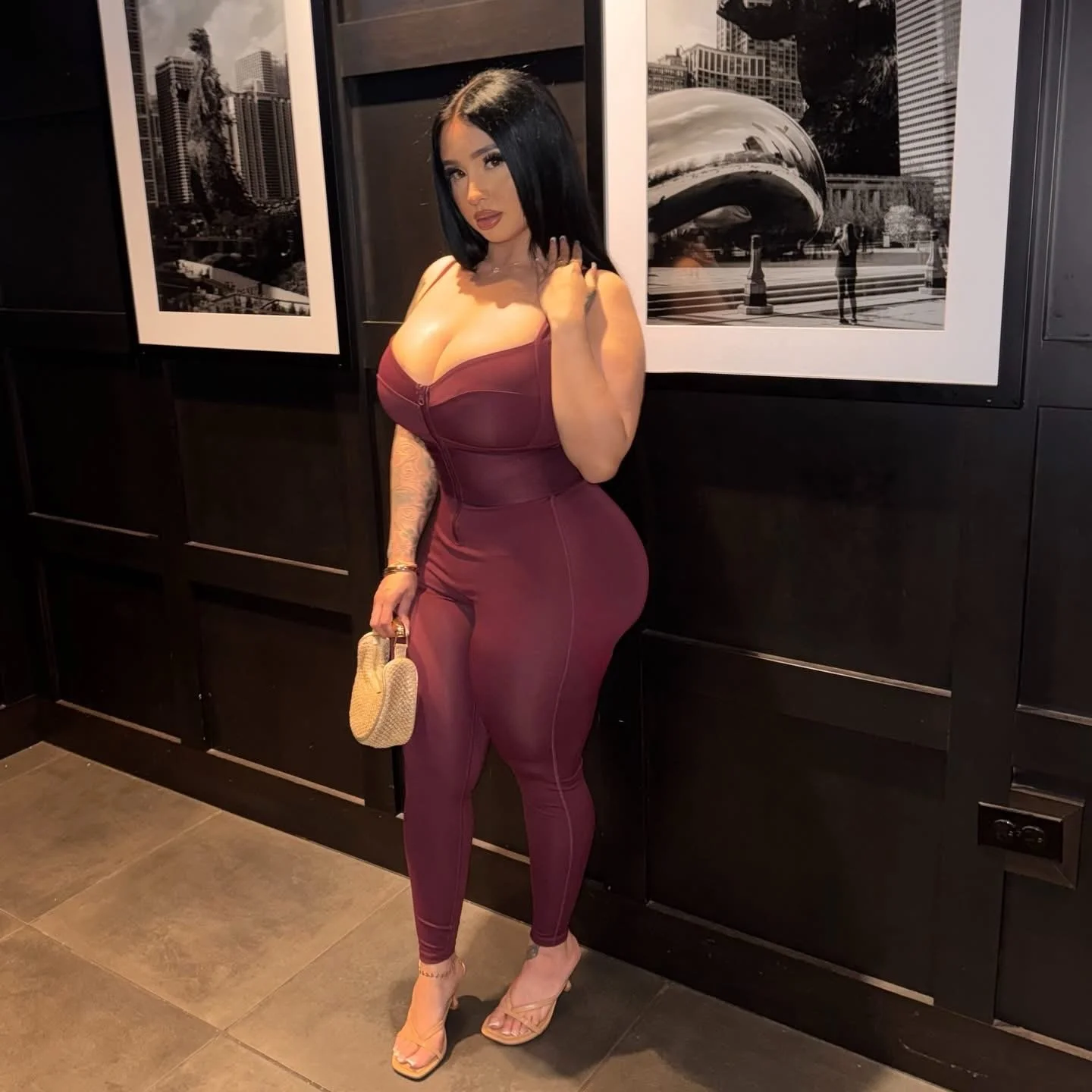 Yazmine Chicago slut image 24