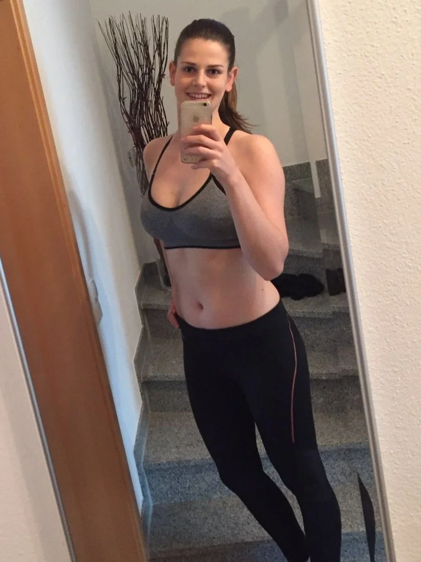Amateur wife lost bet image 14