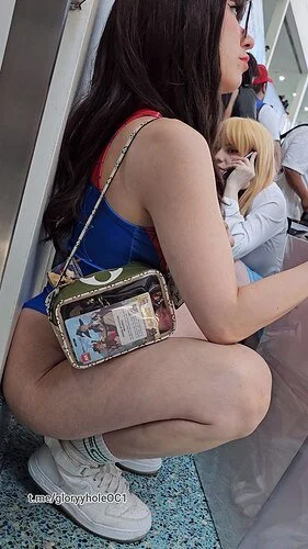 cosplayer mulher aranha coxuda rabuda image 4