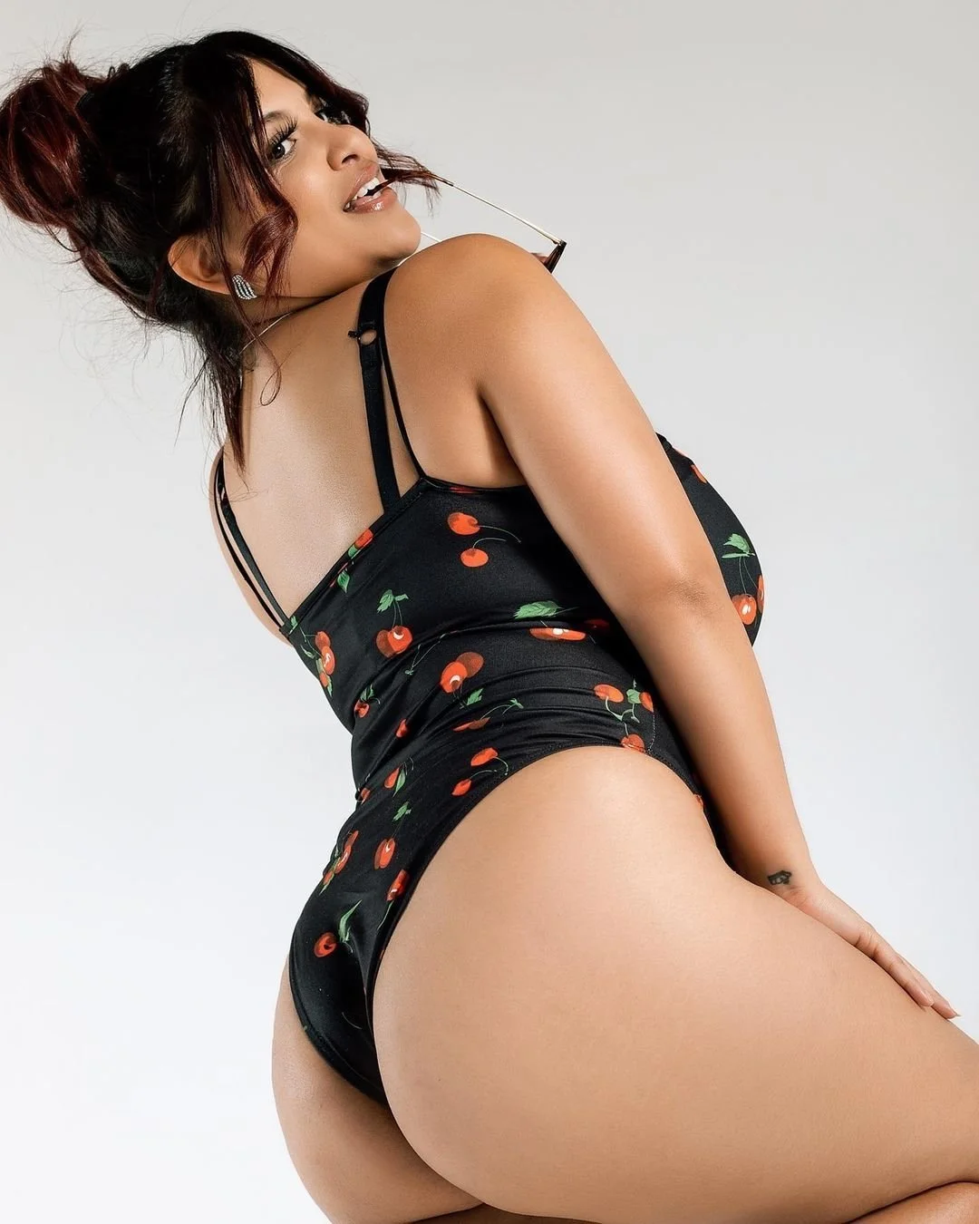 Insurance rep has a huge rack🤤🤤🔥🔥. Hard to look at anything else 🤤 image 17