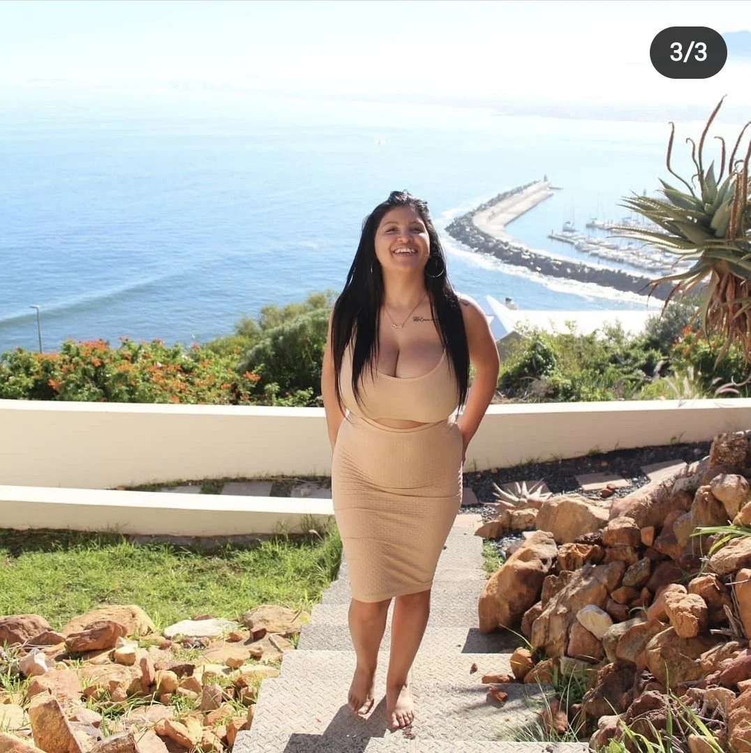 Insurance rep has a huge rack🤤🤤🔥🔥. Hard to look at anything else 🤤 image 24