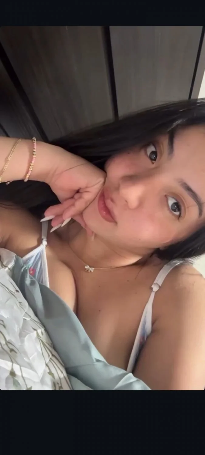 Latina Thot image 2