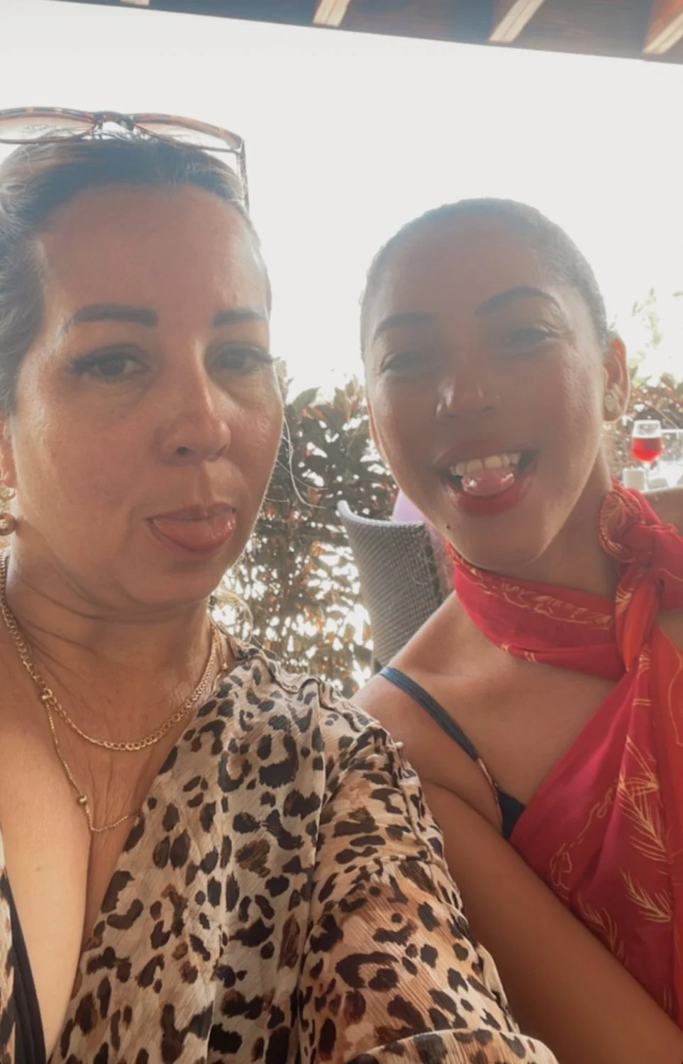 Which mom and daughter y’all taking? image 5