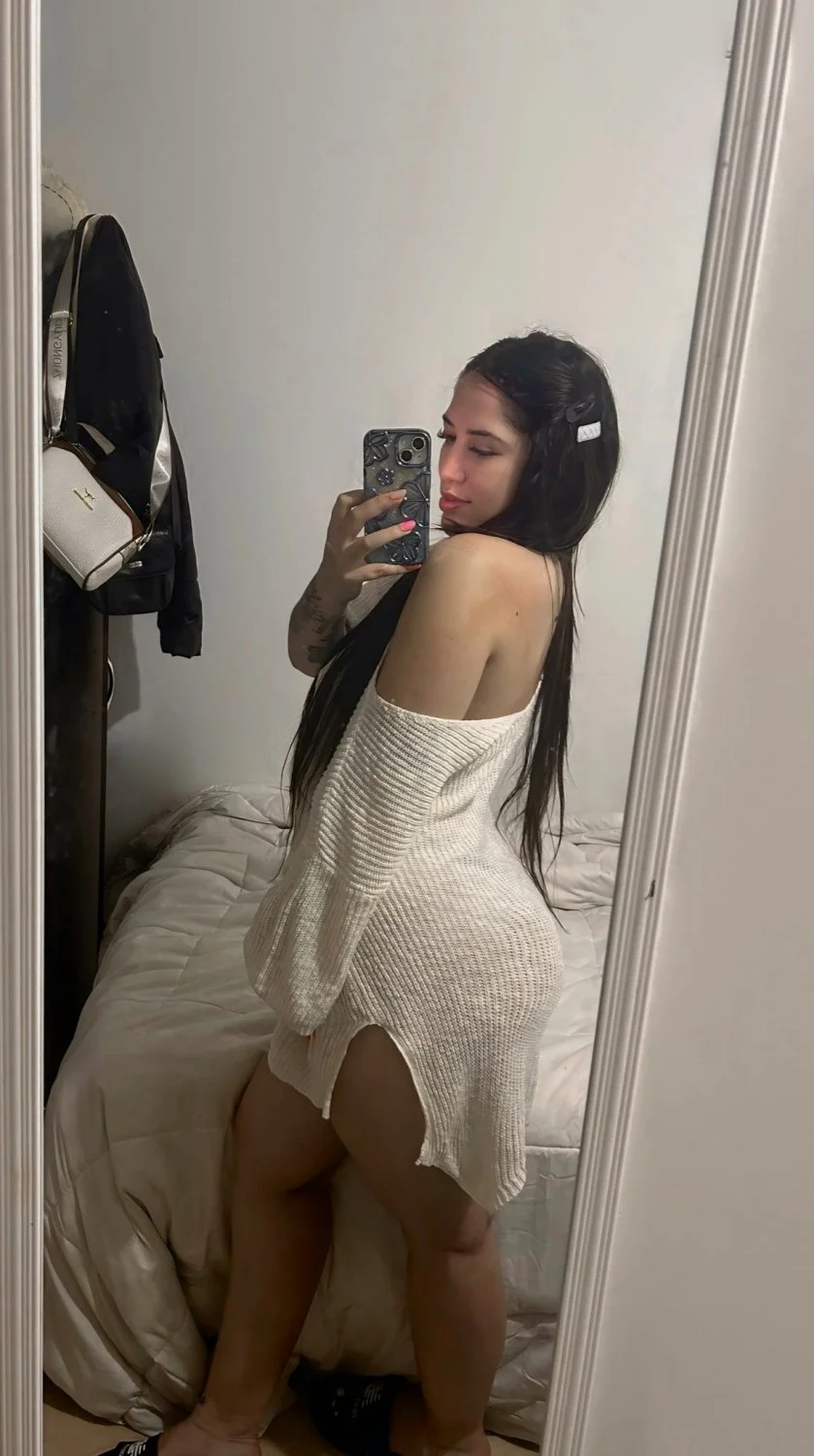 Danna Roldan image 3