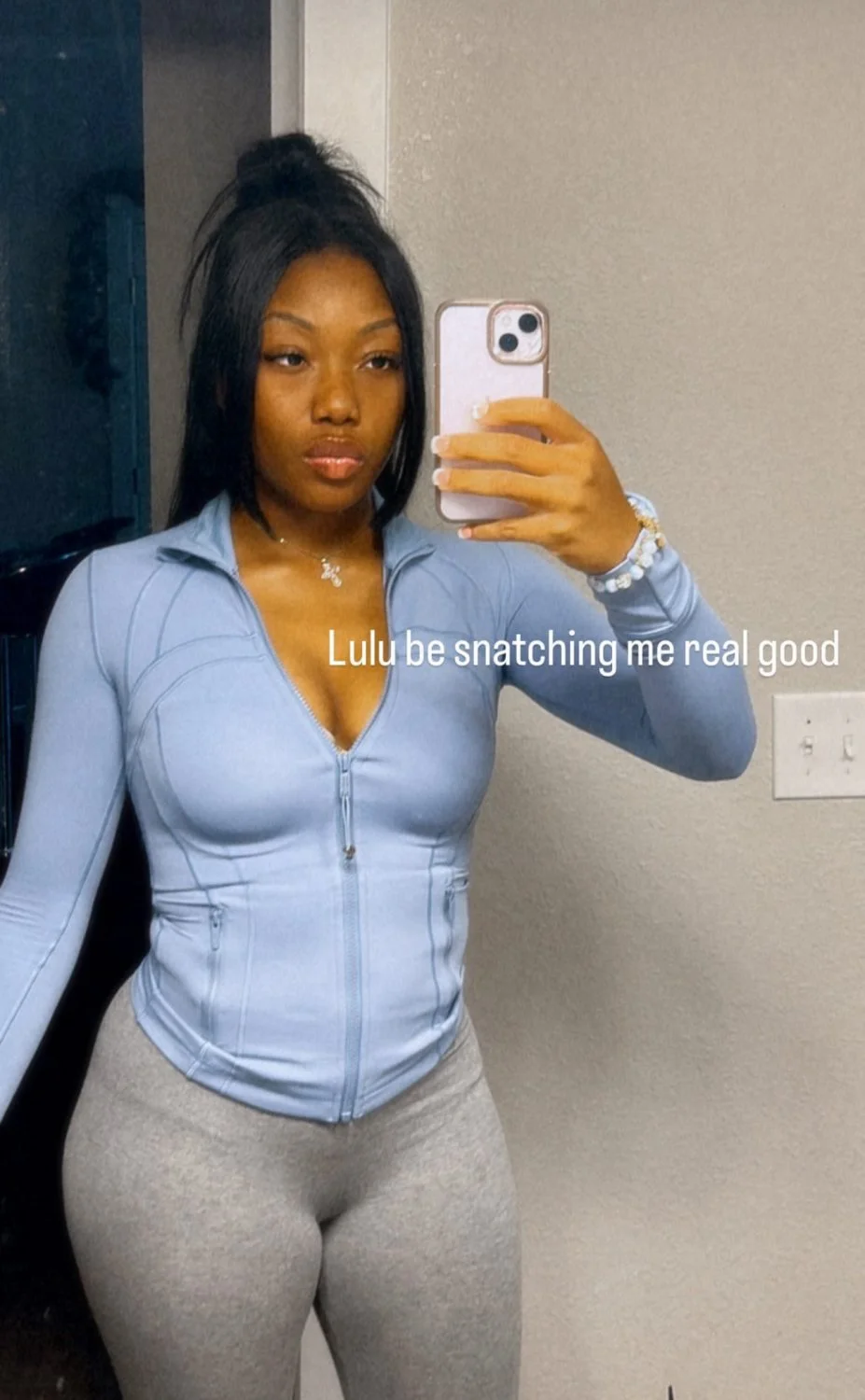 Ebony cutie image 9