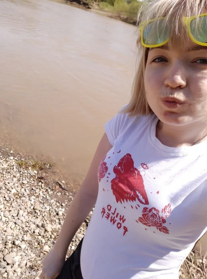little slut Arina image 17