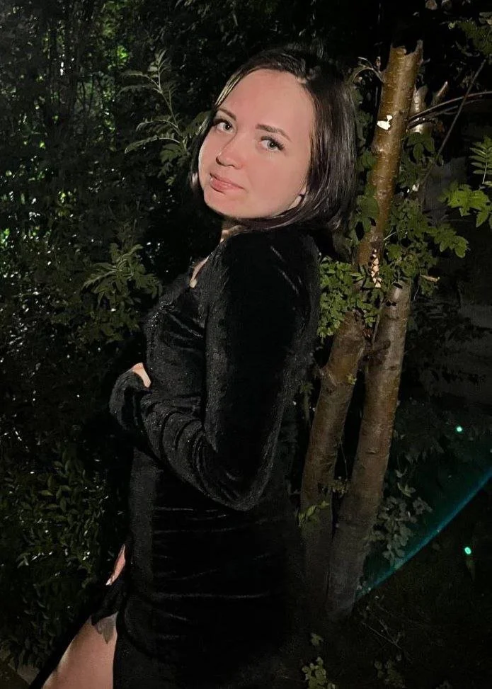 little slut Arina image 37