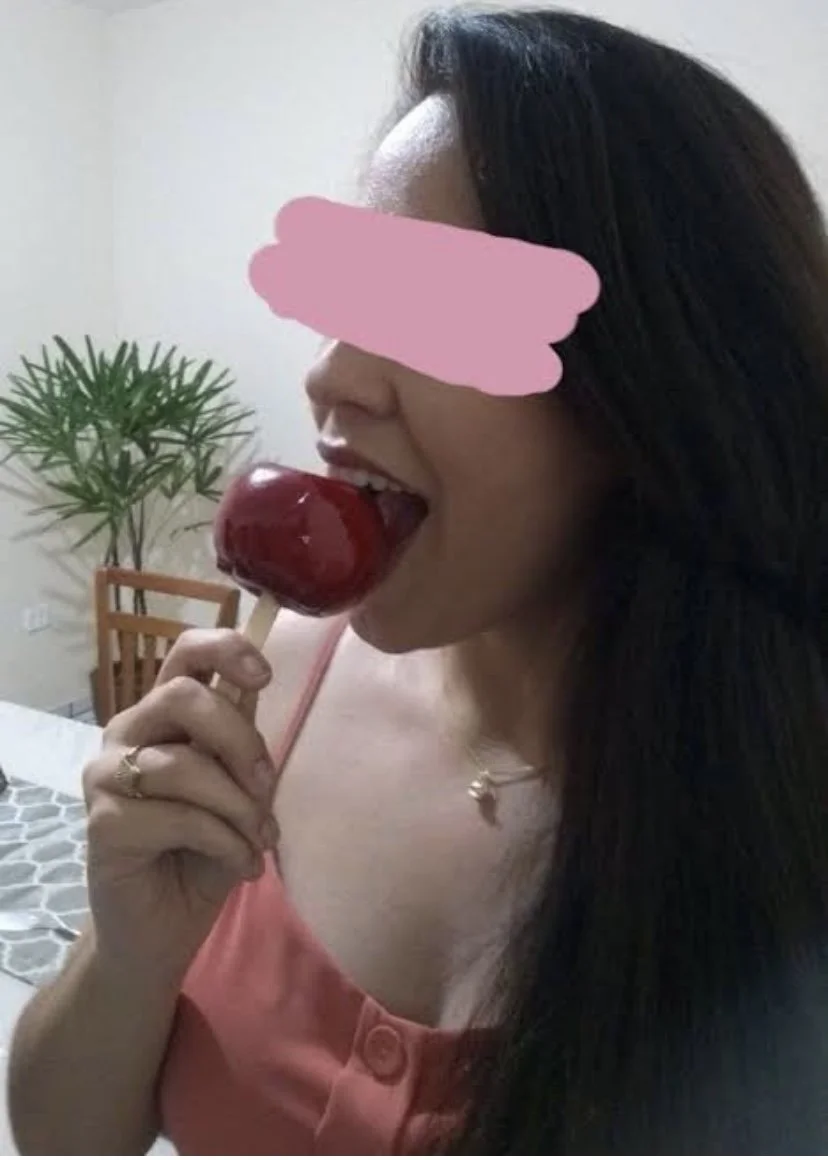 Recebida na DM, namorado enviou pedindo pra ver comentários… se pedirem vem ela peladinha… merecemos main image