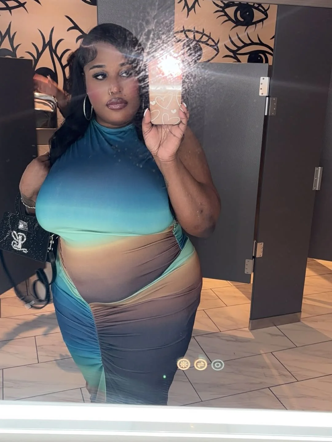Miss Patravon Ts image 23