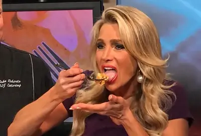 MILF reporter Stefani Schaefer 3/9 cover image