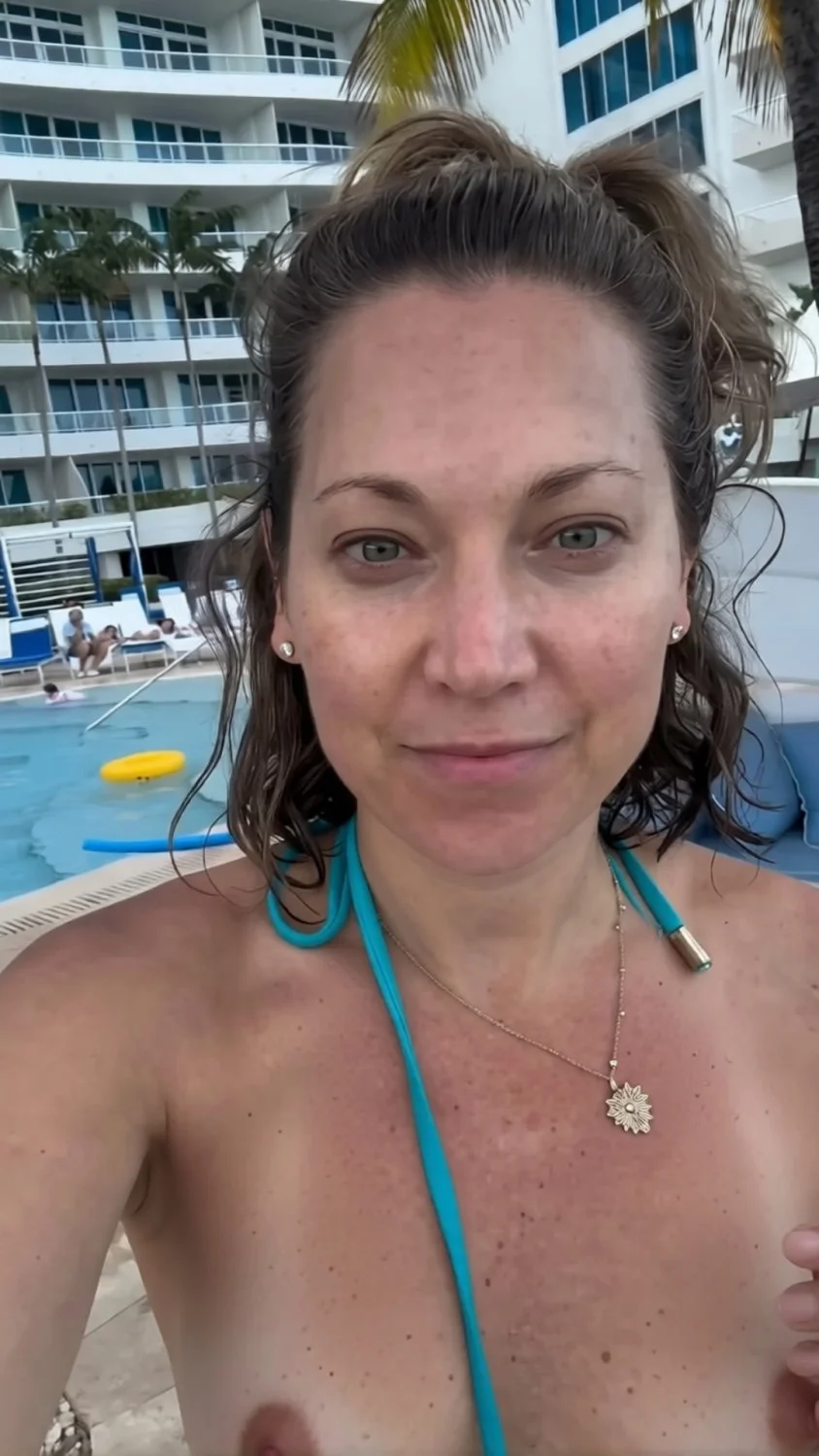 Ginger Zee Fakes image 33