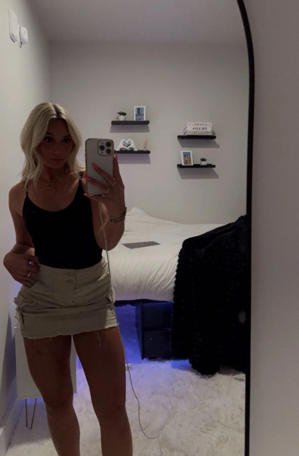 Nice Ass Texas Baddie image 9