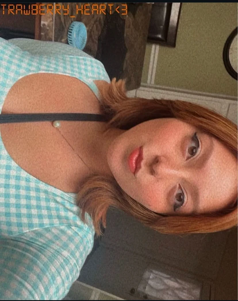 Who wants to fuck my cousin image 5