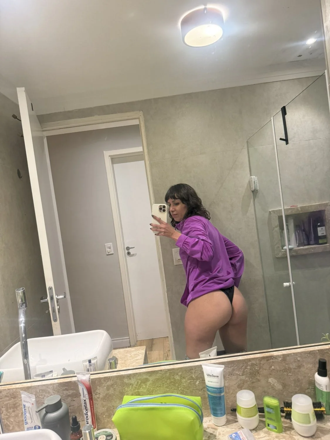 Magrinha sensual image 10