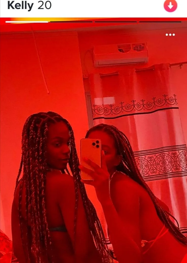 Novinha cute main image