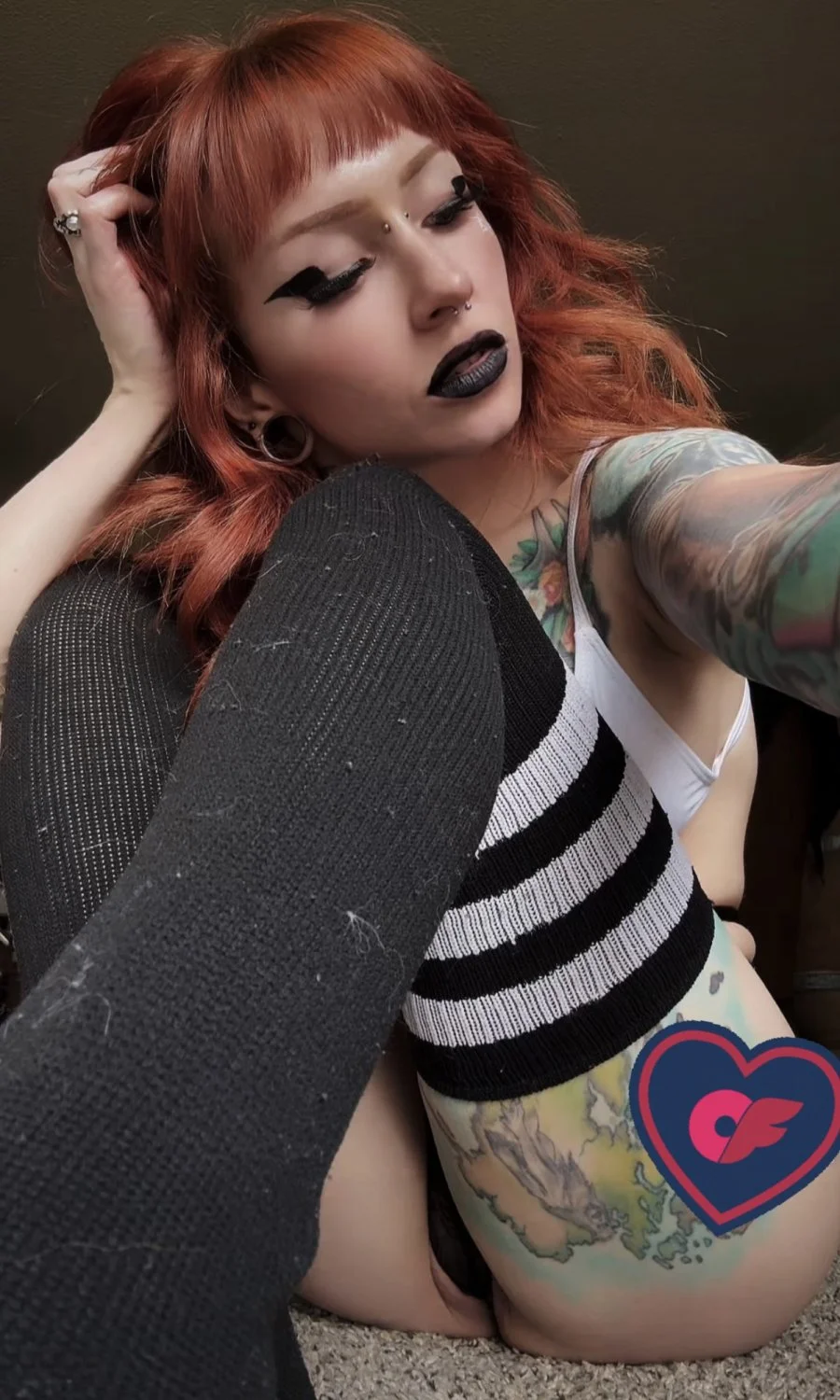 Socks on your face and balls slaps will make you cum faster image 2