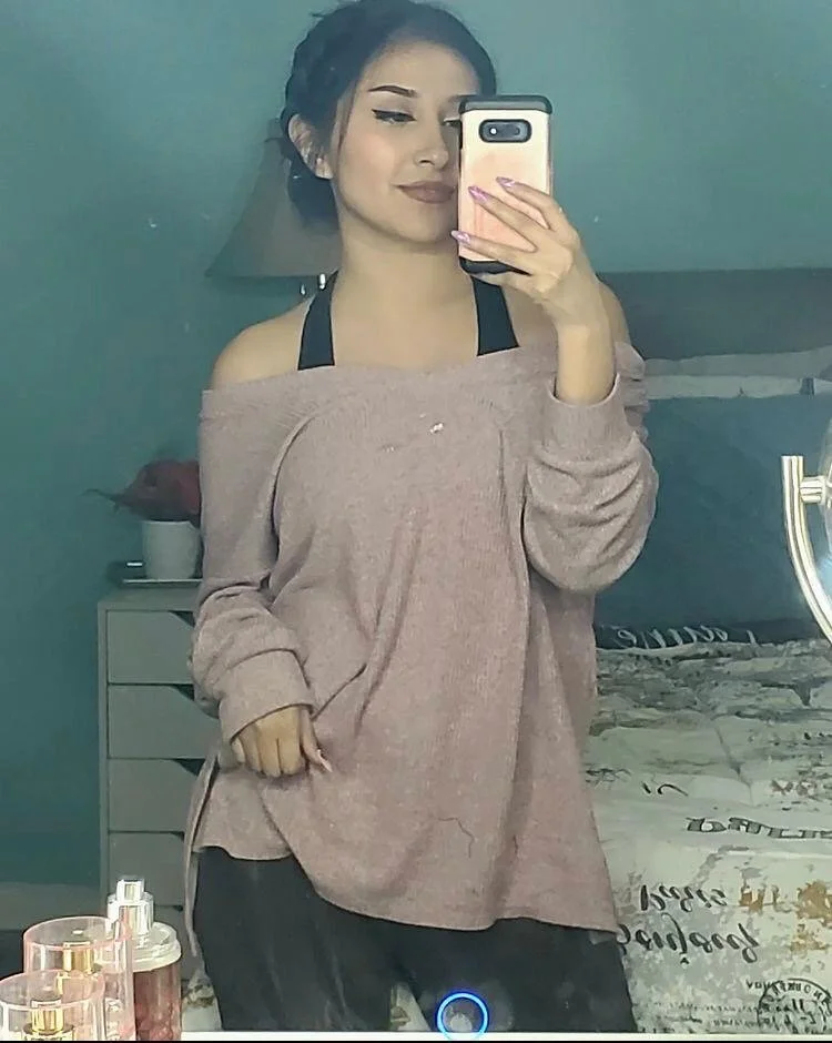 Instagram star’s husband is broke main image