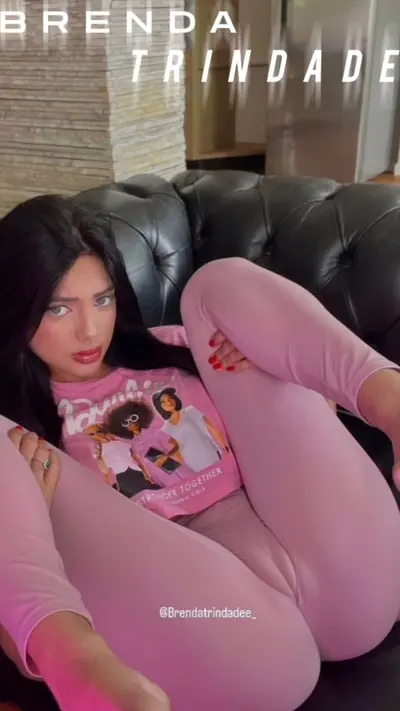 PRÉVIA BRENDA TRINDADE EDIT-PORN🔥 cover image