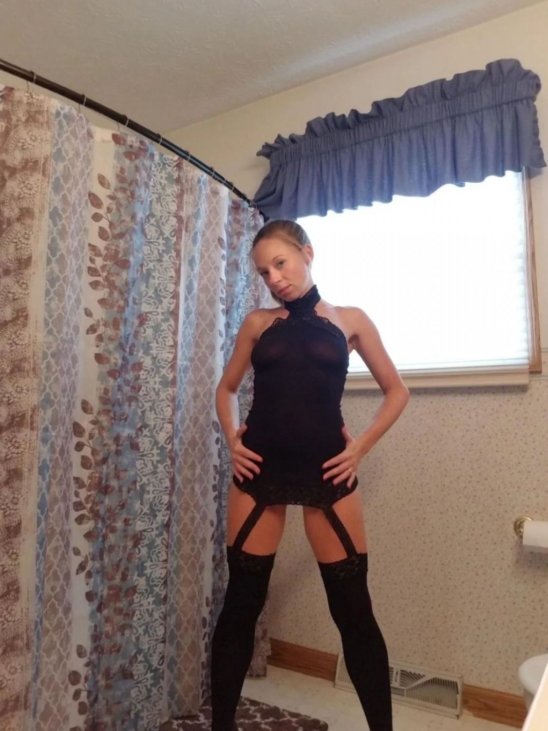 Hot Girlfriend image 10