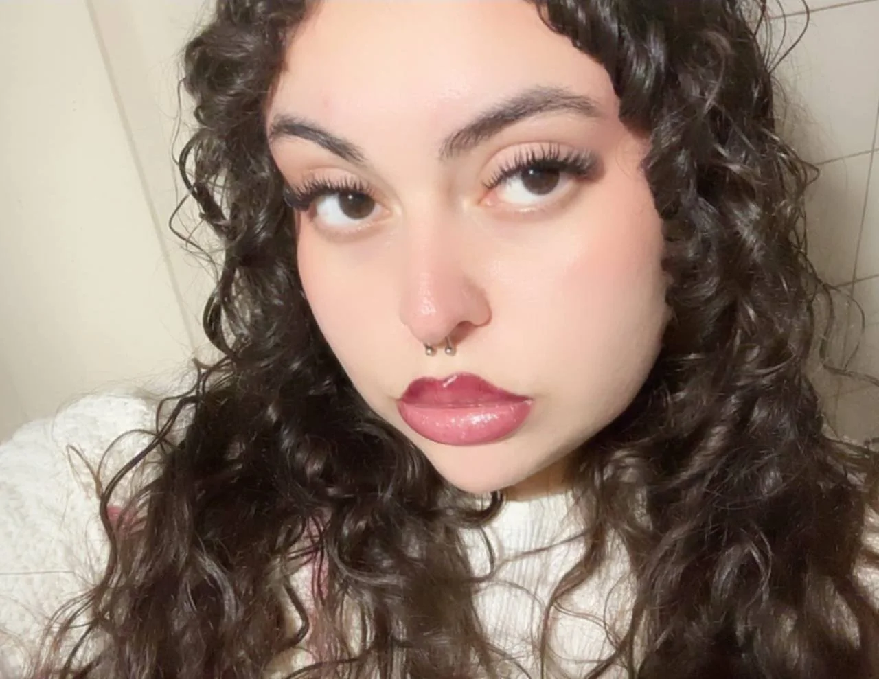 Los ricos labios de una puta image 10