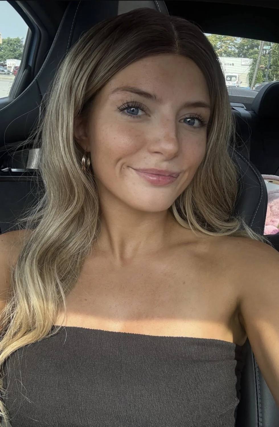 Cute Long Island NY slut Erin loves to show off her rack image 17