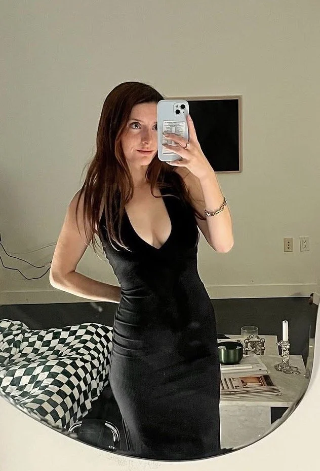 Cute Long Island NY slut Erin loves to show off her rack image 2
