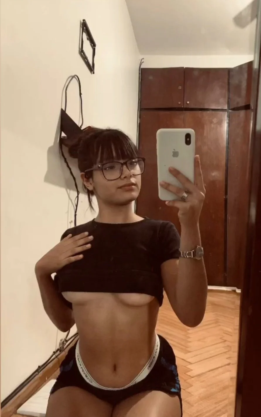 Corno vazou novinha magrinha gostosa peituda no amador videos novos rabuda no sexo anal caiu na net image 1