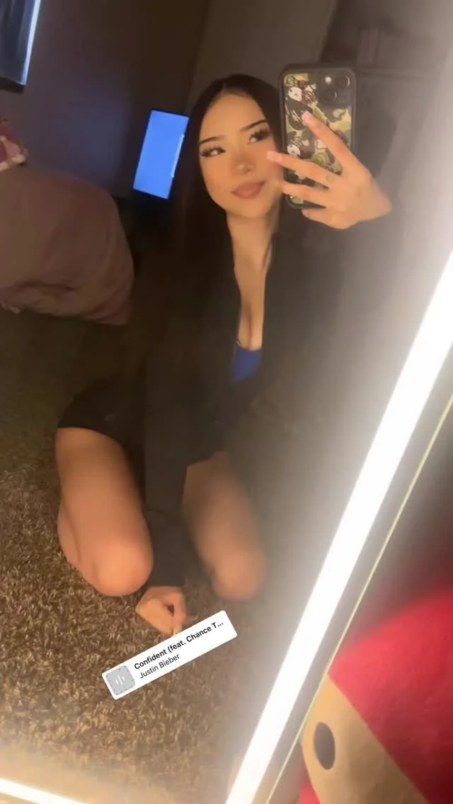Freaky Teen Slut image 4